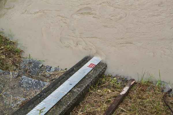 Steigender Pegel, Hochwassergefahr!
