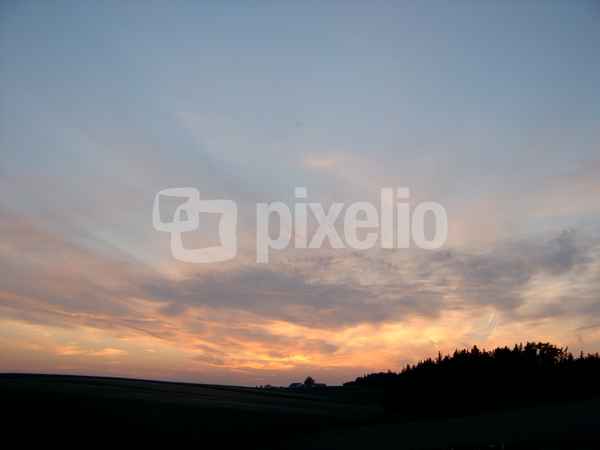 Sonnuntergang auf dem Land