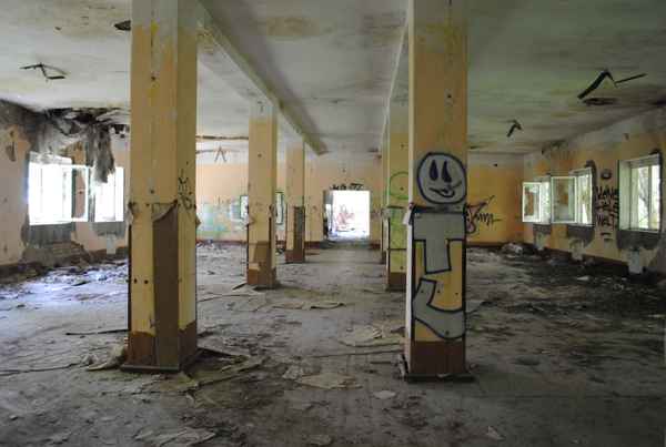 Lächeln am lost place