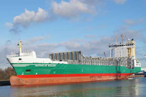 Containerfrachter " Nathalie Ehler "