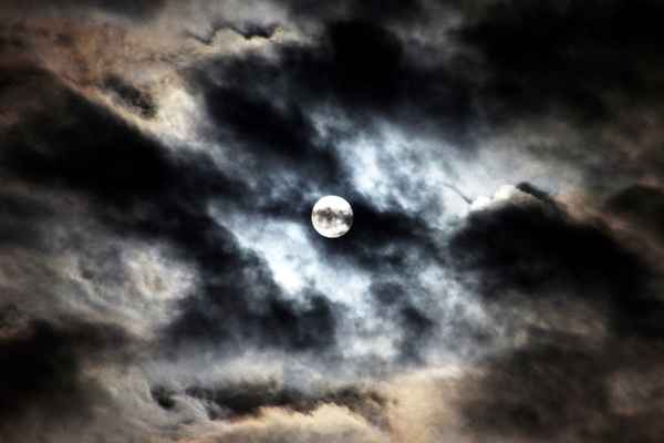 Der Mond ist aufgegangen