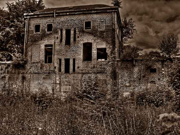 Geisterhaus 002