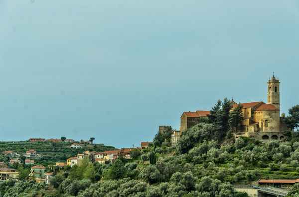 Bergdorf Castello bei Sanremo