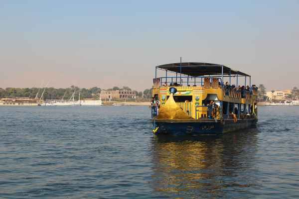 Fähre in Luxor