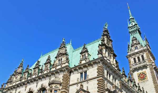 Sehr filigran, . . . .