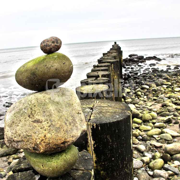 Steine am Meer