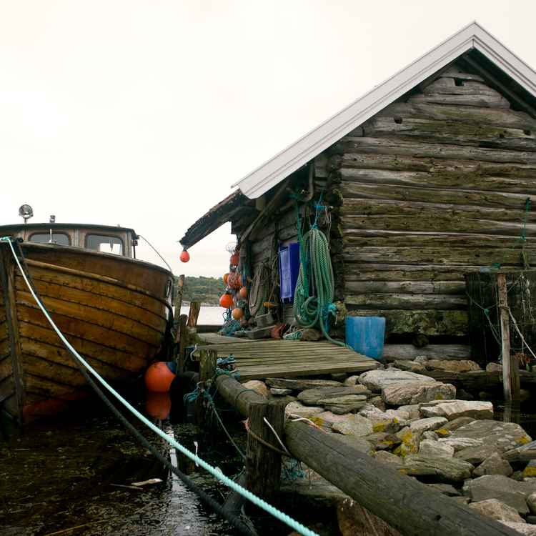 Fischerhütte mit Fischkutter, Landøy - Mandal