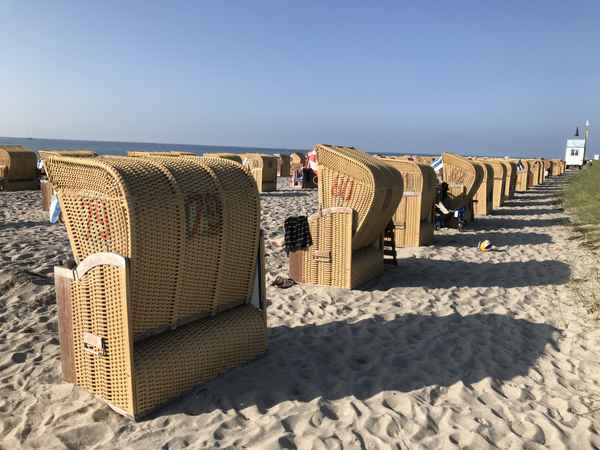 Strandkörbe am Strand von Poel / Foto: Alexander Hauk
