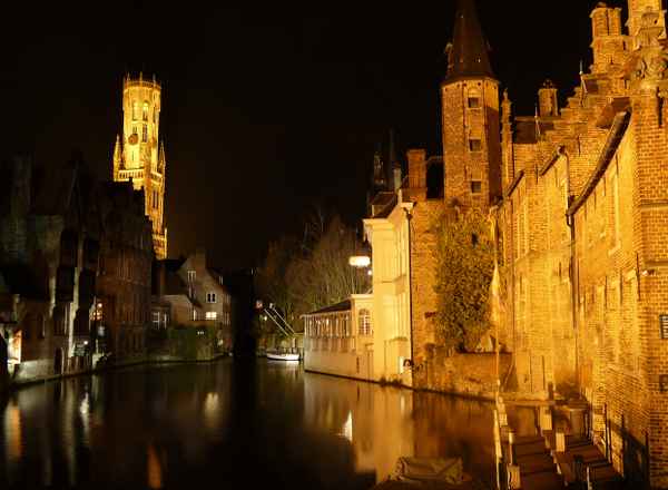 Brügge bei Nacht