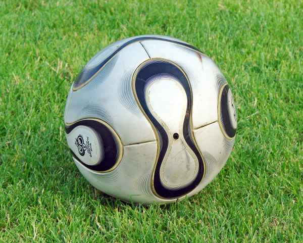 Fußball