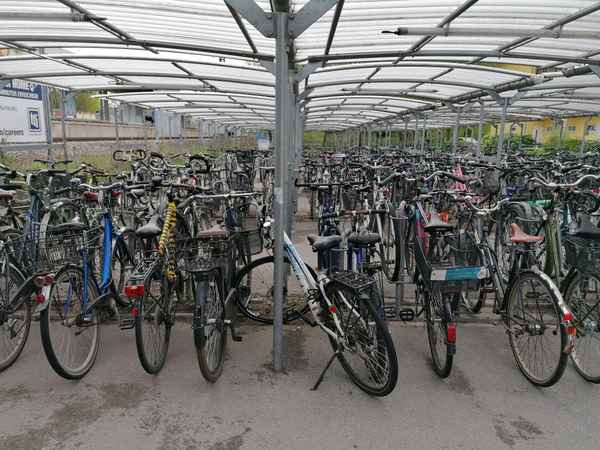 Fahrradgarage
