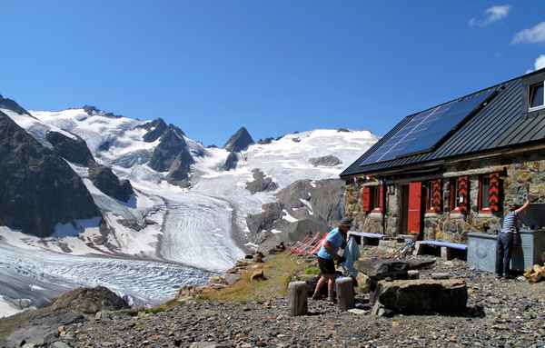 Trifthütte mit Gwächtenhorn