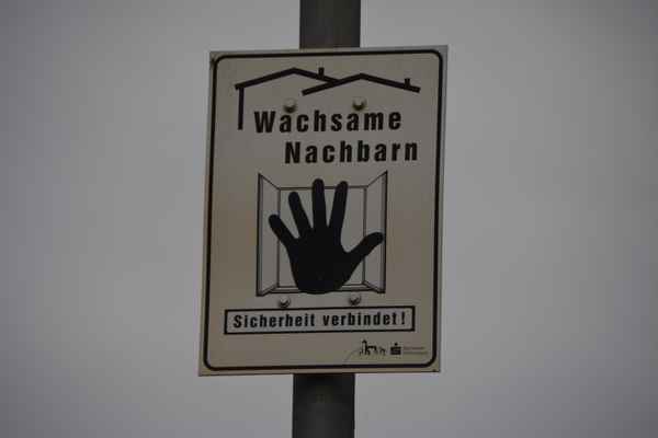 Achtung Wachsame Nachbarn