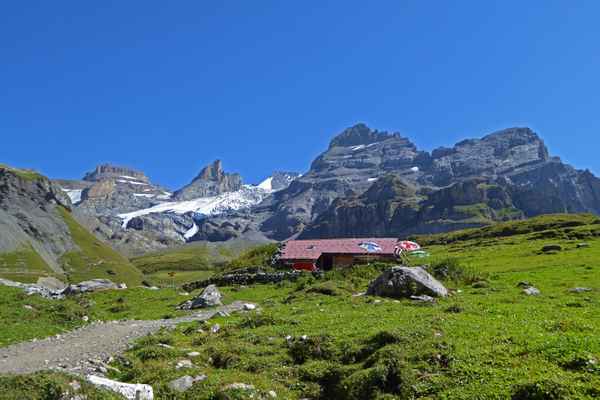 Alp Oberbärgli mit Morgenhorn