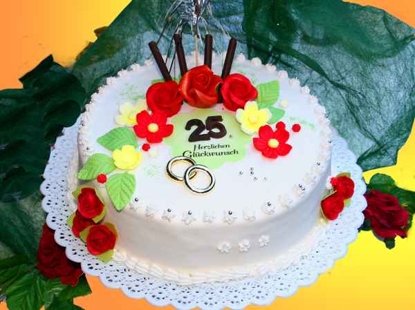 Torte zur Silberhochzeit