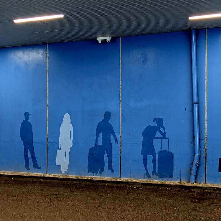 Hermann Hesse im Busbahnhof von Calw