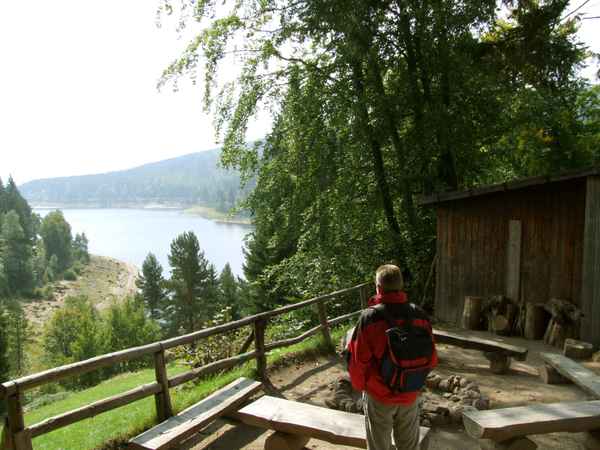 Blick auf die Schwarzenbach-Talsperre