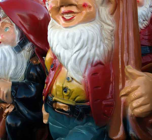 Gartenzwerg mit Wampe