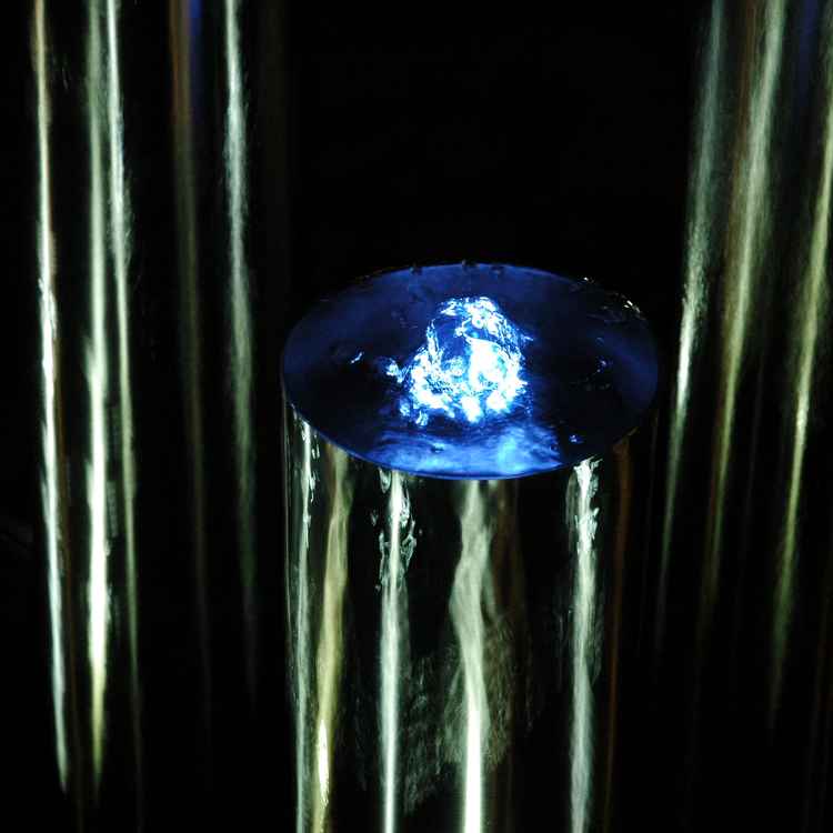 Edelstahlsäule - Brunnen