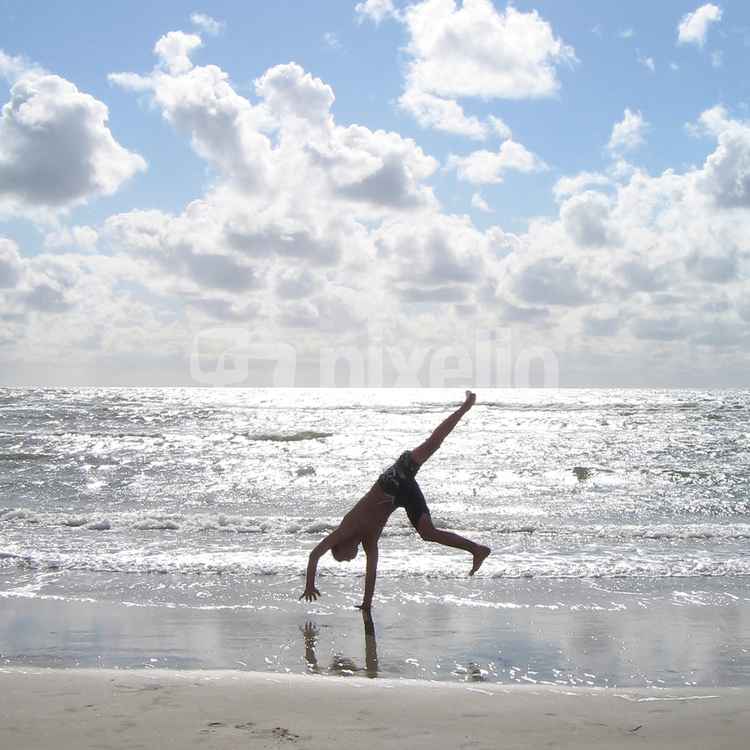 Radschlag am Strand