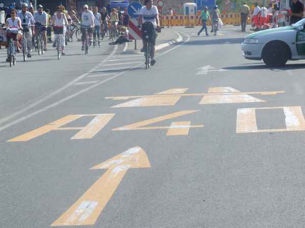 Autobahnauffahrt Ge-Süd ; A40-Stillleben