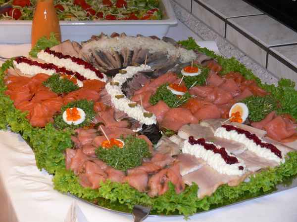 Fisch und Lachsplatte Buffet