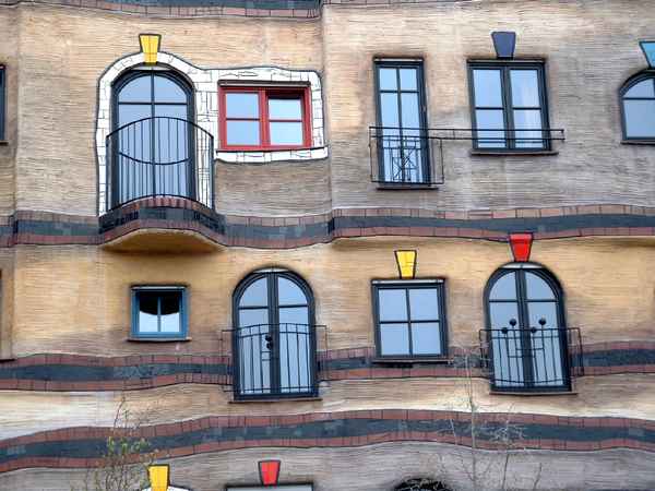 Fenster im Hundertwasser-Haus