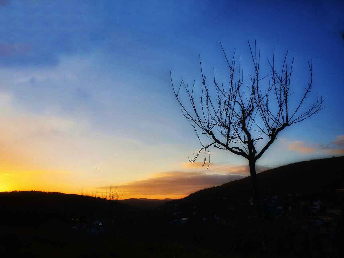 Sonnenuntergang auf dem Berg