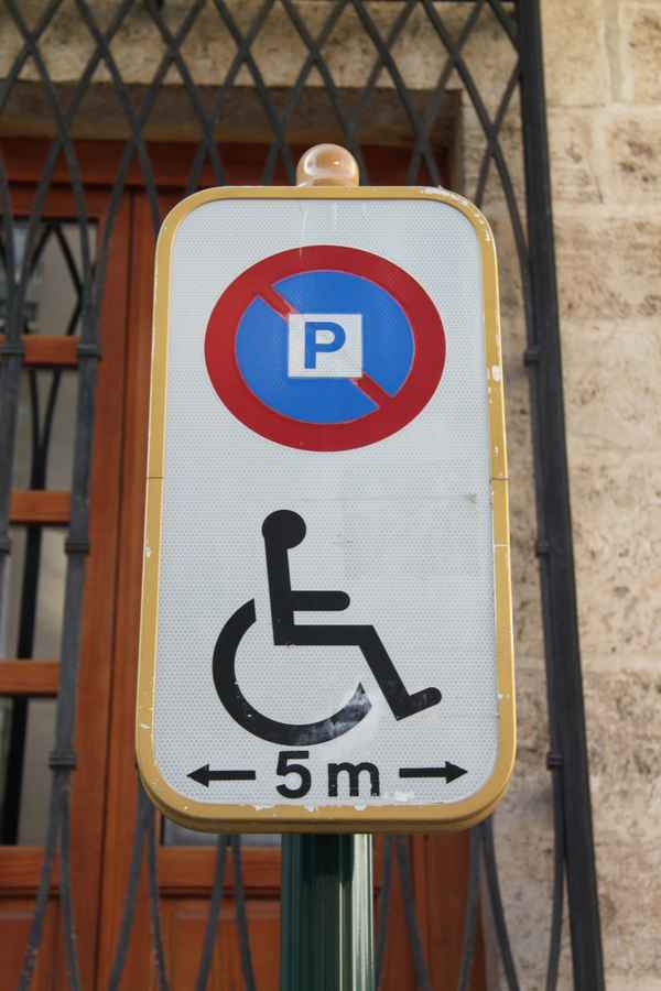 Behindertenparkplatz