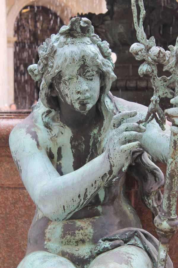 Detail Hygieia-Brunnen