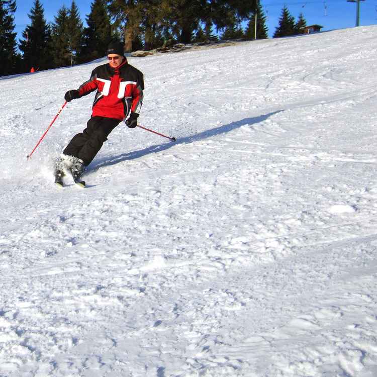 Ski-Senior am Hang