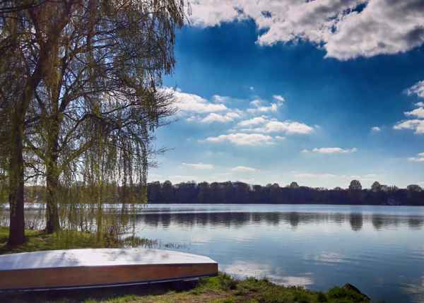 Frühlingserwachen am UNI-See