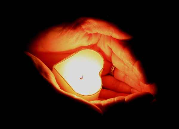 LICHT IN DER DUNKELHEIT I