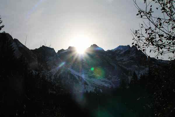 Mittagssonne über der Zugspitze 02