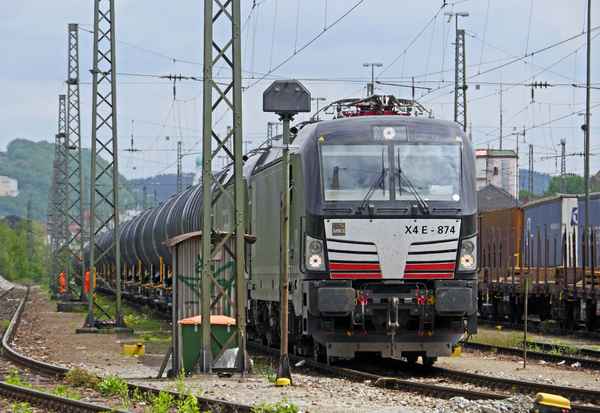 Schwerer Kesselwagenzug , . . . .