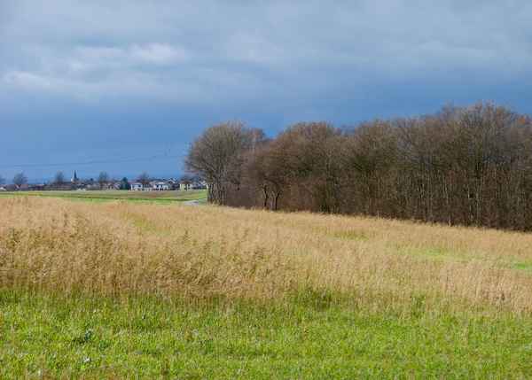 Um Dorf, Feld und Flur