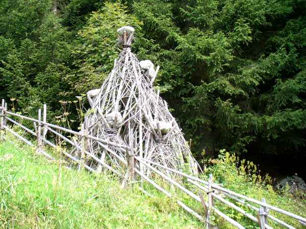 Besinnung an den Erdpyramiden bei Percha - Kronplatz