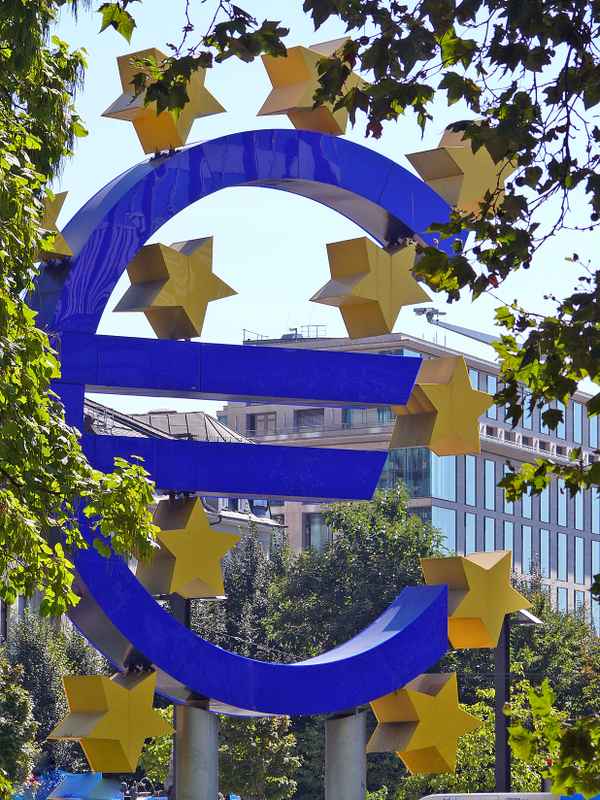 EuroZeichen .......