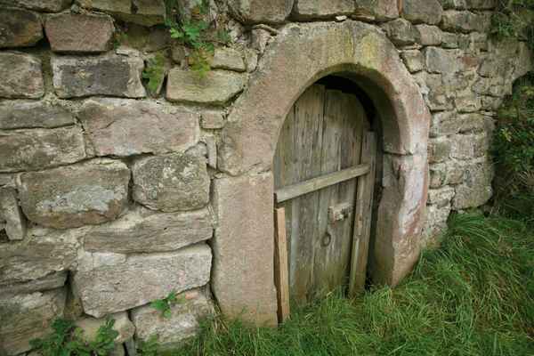 Mauer mit Tor
