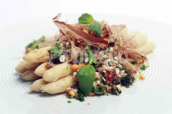 Spargel mit Bröselbutter