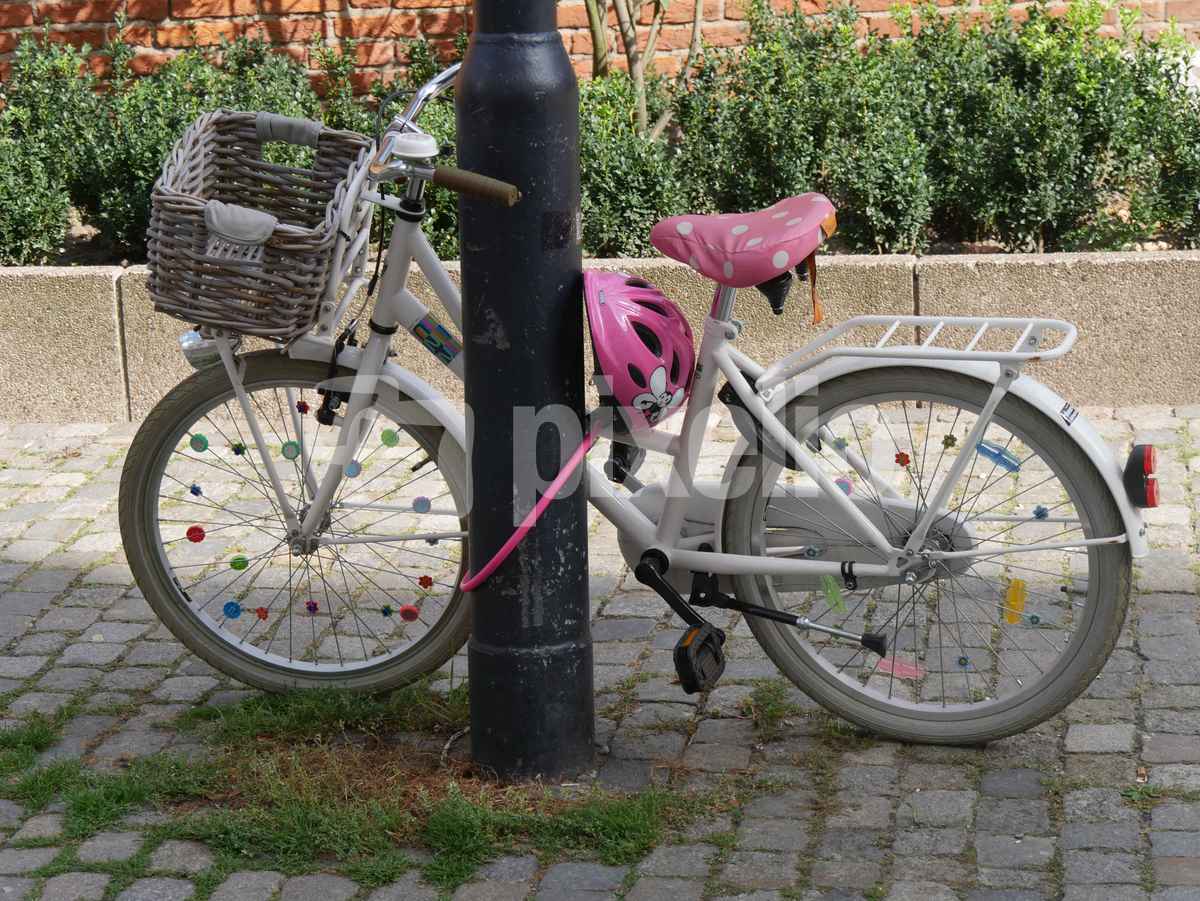 Mädchen-Fahrrad
