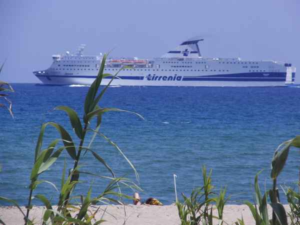 italienisches Fährschiff