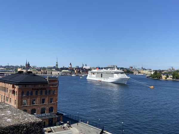Kreuzfahrtschiff Europa 2 in Stockholm