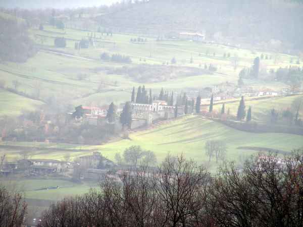 Toskanalandschaft in weichem Gegenlicht