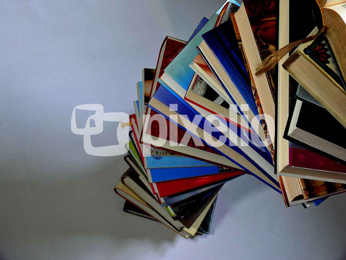 Bücherstapel ....