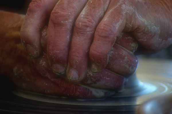 Von seiner Hände Arbeit leben ............