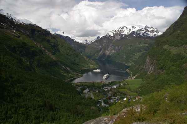 Blick in den Geiranger Fjord