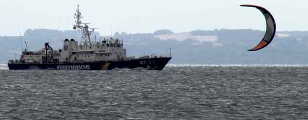 Küstenwache mit Windenergie