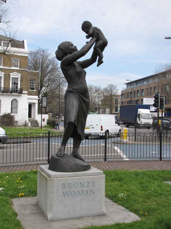 Bronze Woman, erste Skulptur einer Schwarzen in London