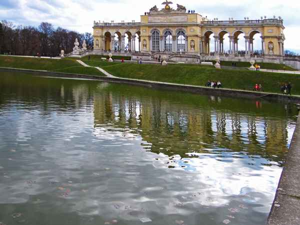 Wien-Schönbrunn, die Gloriette 4